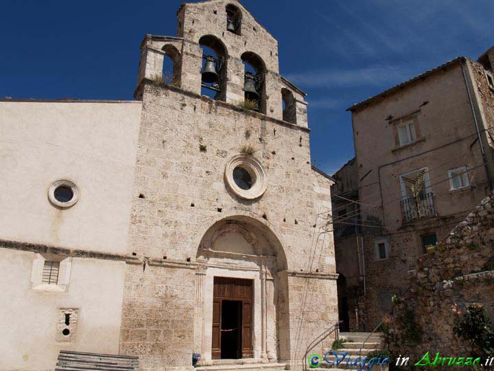 17_P7047790+.jpg - 17_P7047790+  La chiesa medievale di S. Giovanni   Battista.